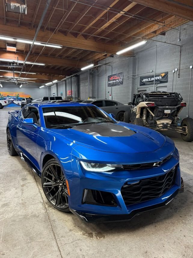 Coupe in Phoenix, AZ, United States 1 - 18901794