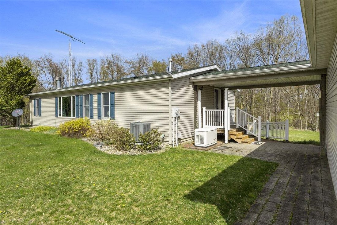 House in Union City, Michigan, United States 5 - 18900692