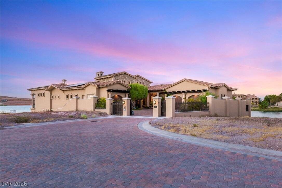 Maison à Henderson, Nevada, États-Unis 4 - 18899007