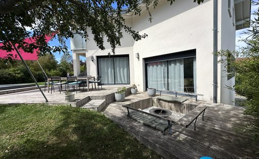 House in Pers-Jussy, Auvergne-Rhône-Alpes, France 1