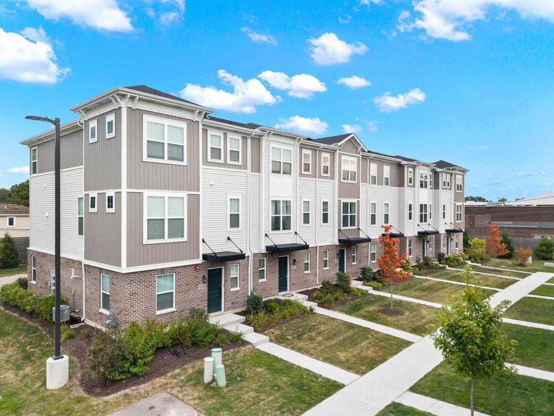 Townhouse in Des Plaines, Illinois, United States 5 - 18900479