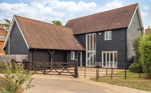 House in Horley, England 1