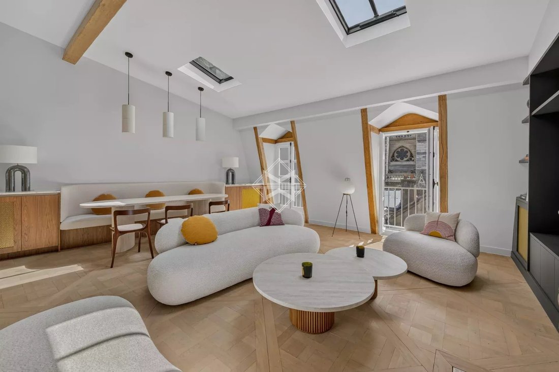 Apartment in Paris 4e Arrondissement, Paris, France 1 - 18897557