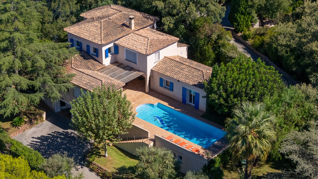 Maison à Nartelle-Noyer-Bellevue-bd des Sardinaux, Sainte-Maxime, France 1 - 18897829