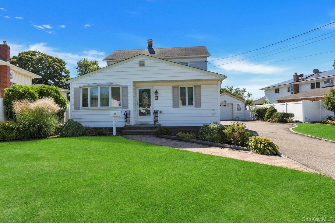 House in Hicksville, New York, United States 2 - 18900902