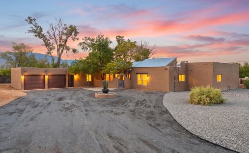 House in Corrales, New Mexico, United States 1