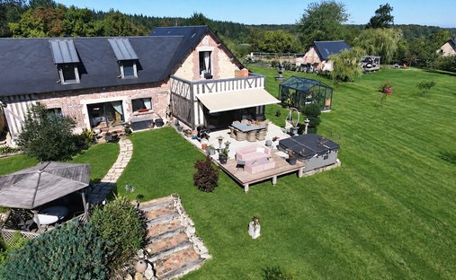 Casa a Pont-l'Évêque, Normandia, Francia 1