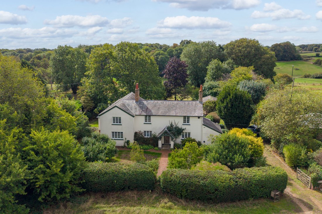 House in Buckinghamshire, England 1 - 18899084