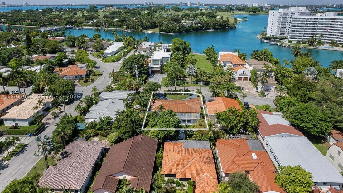 House in Bal Harbour, Florida, United States 1 - 18899676