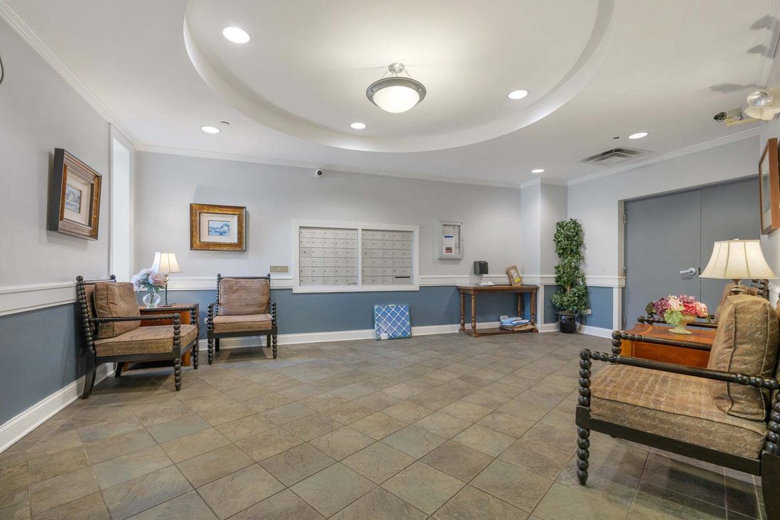 Condo in Wilmette, Illinois, United States 4 - 18896611