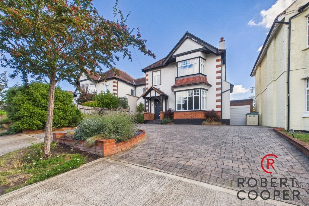 Casa in Pinnerwood Park, Hillingdon, Inghilterra 1 - 18898683