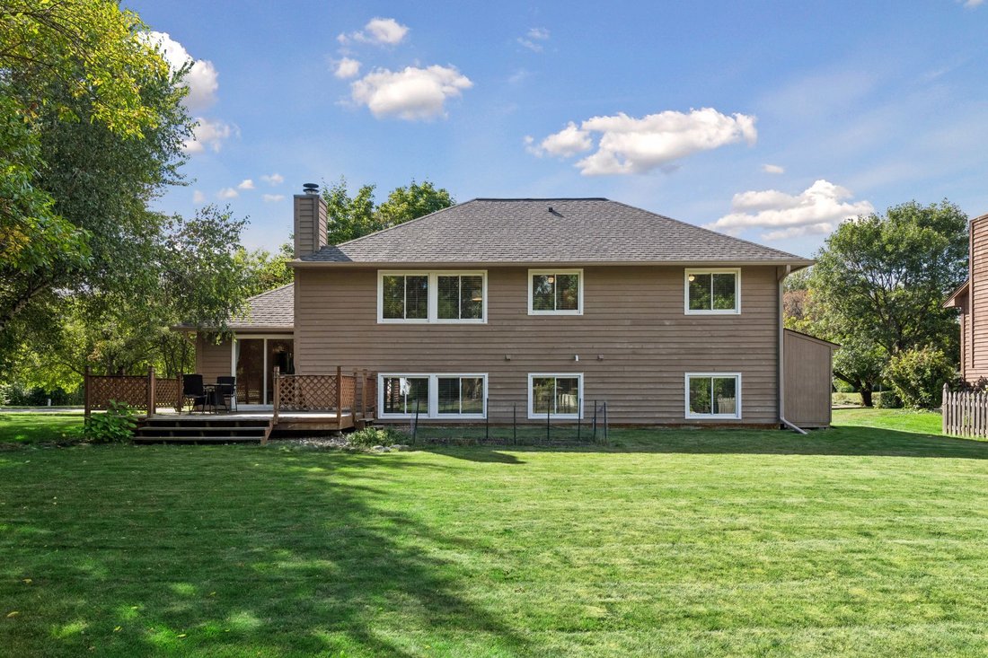 House in Plymouth, Minnesota, United States 2 - 18897234