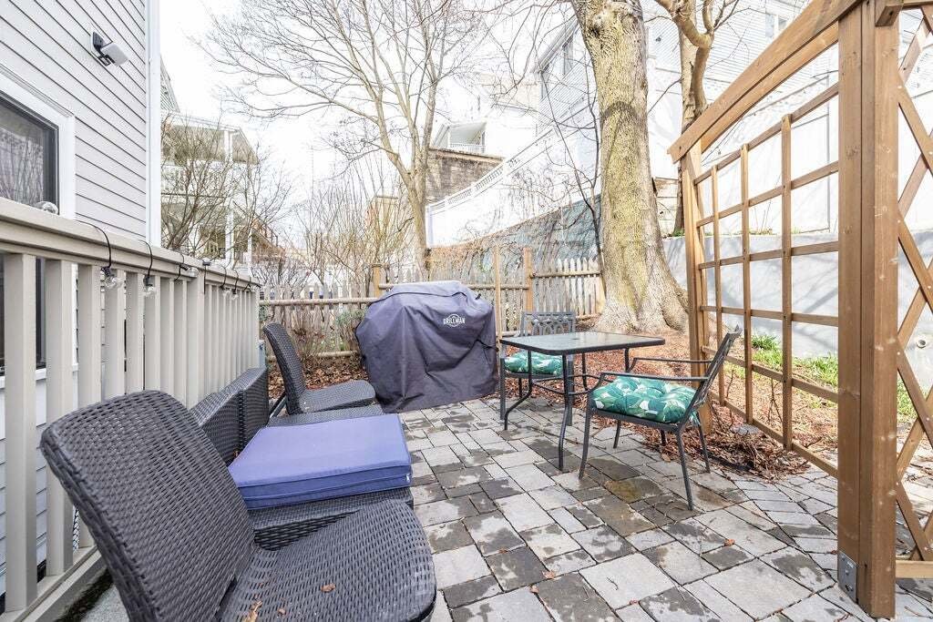 Condo in Somerville, Massachusetts, United States 3 - 18900447