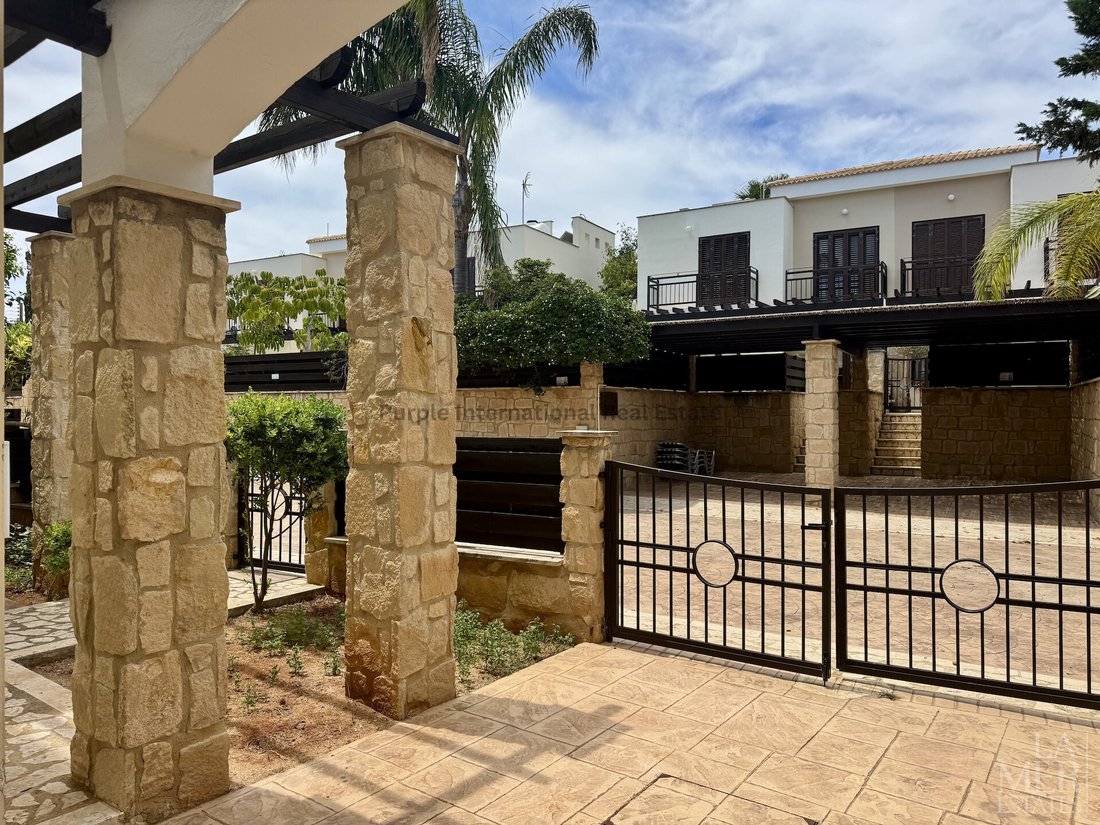Villa a Paralimni, Distretto di Famagosta, Cipro 2 - 18896897