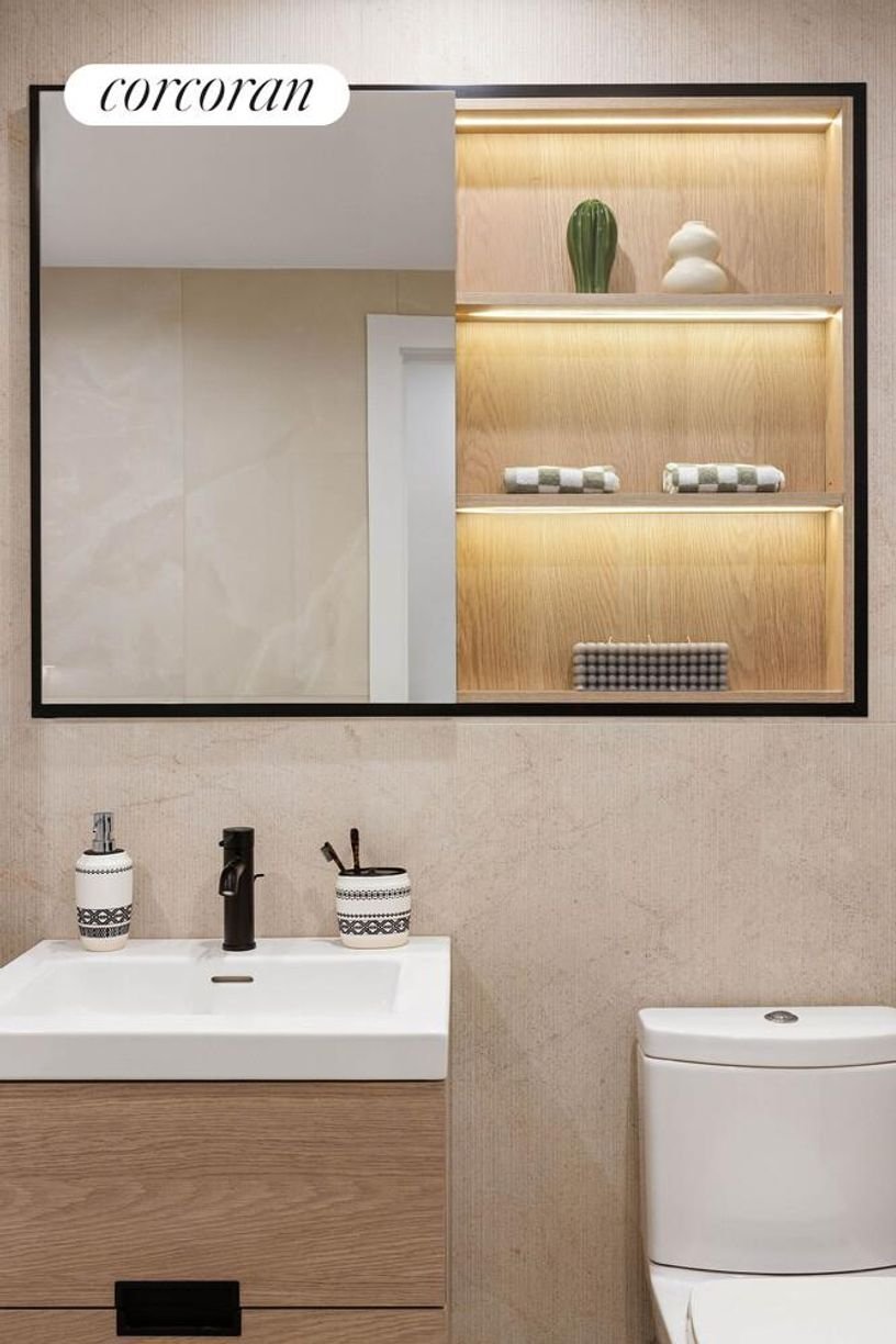 Condo in New York, New York, United States 5 - 18896946