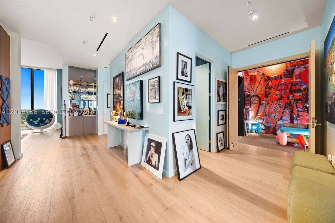 Condo in Miami, Florida, United States 3 - 18900440