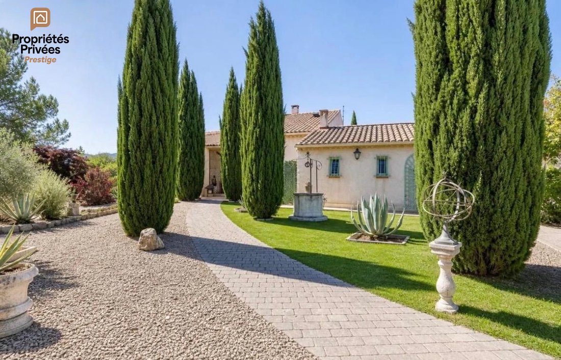 Villa à Pourrières, Provence-Alpes-Côte d'Azur, France 1 - 18898097