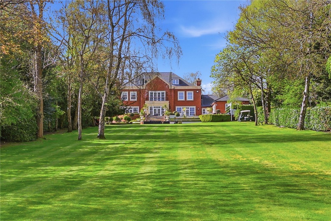 House in Stock, England 2 - 18896799