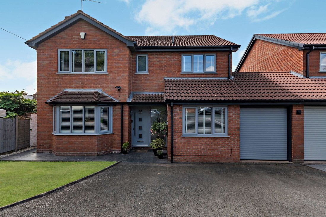 House in Old Swinford, Dudley, England 1 - 18895826