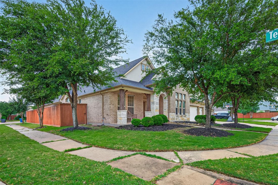 House in Houston, Texas, United States 2 - 18900776