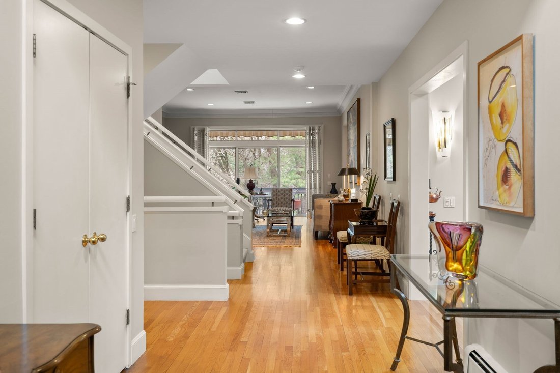 Residenza a Brookline, Massachusetts, Stati Uniti 2 - 18898064