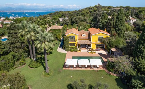 Maison à Antibes, Provence-Alpes-Côte d'Azur, France 1