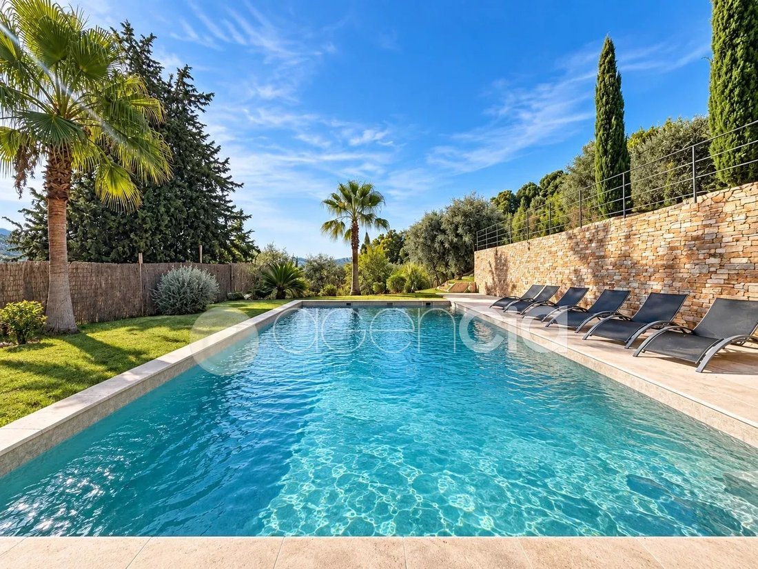 Casa en Mougins, Provenza-Alpes-Costa Azul, Francia 1 - 18897693