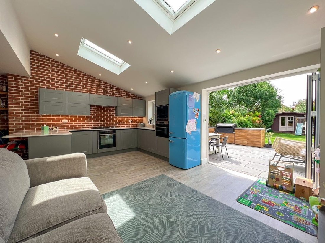 Casa en Molesey, Elmbridge, Inglaterra 1 - 18899076