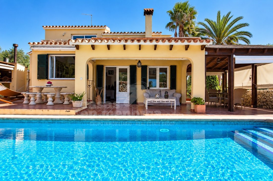 Villa a Es Castell, Isole Baleari, Spagna 2 - 18901423