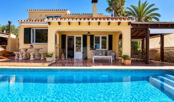 Villa in es Castell, Balearic Islands, Spain 1