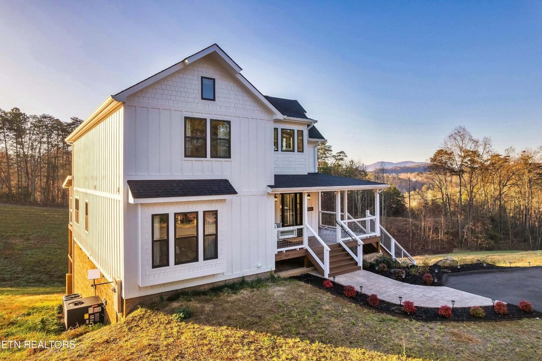 House in Sevierville, Tennessee, United States 1 - 18898875