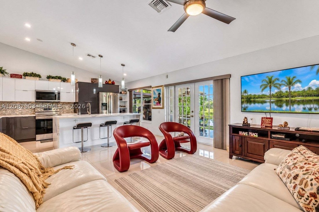 House in Miramar, Florida, United States 4 - 18899678