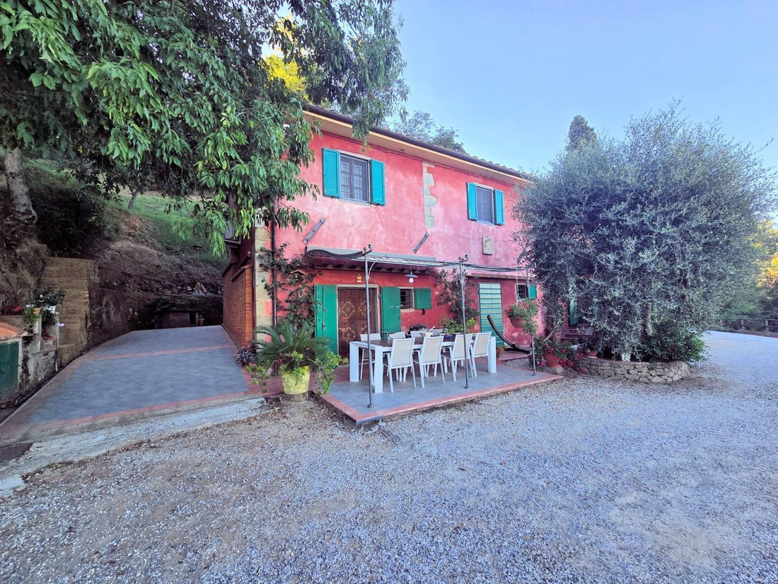 Country House in Borgo a Buggiano, Tuscany, Italy 2 - 18902087