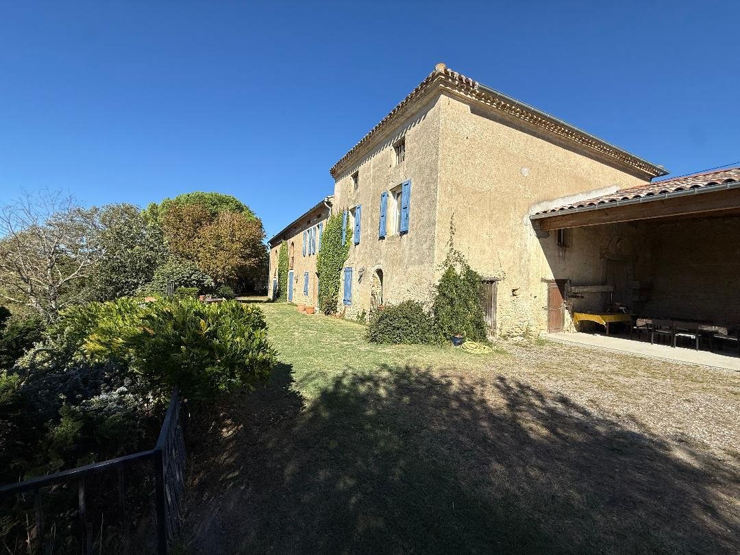 Casa en San Miguel-de-Lanès, Occitania, Francia 1 - 18897887