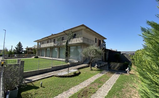 House in Vigasio, Veneto, Italy 1