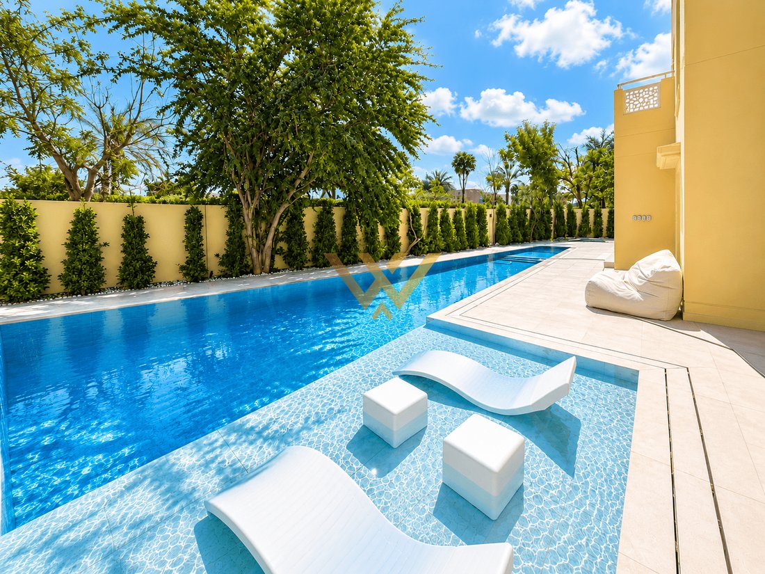 Villa in The Meadows, Dubai, United Arab Emirates 3 - 17929360