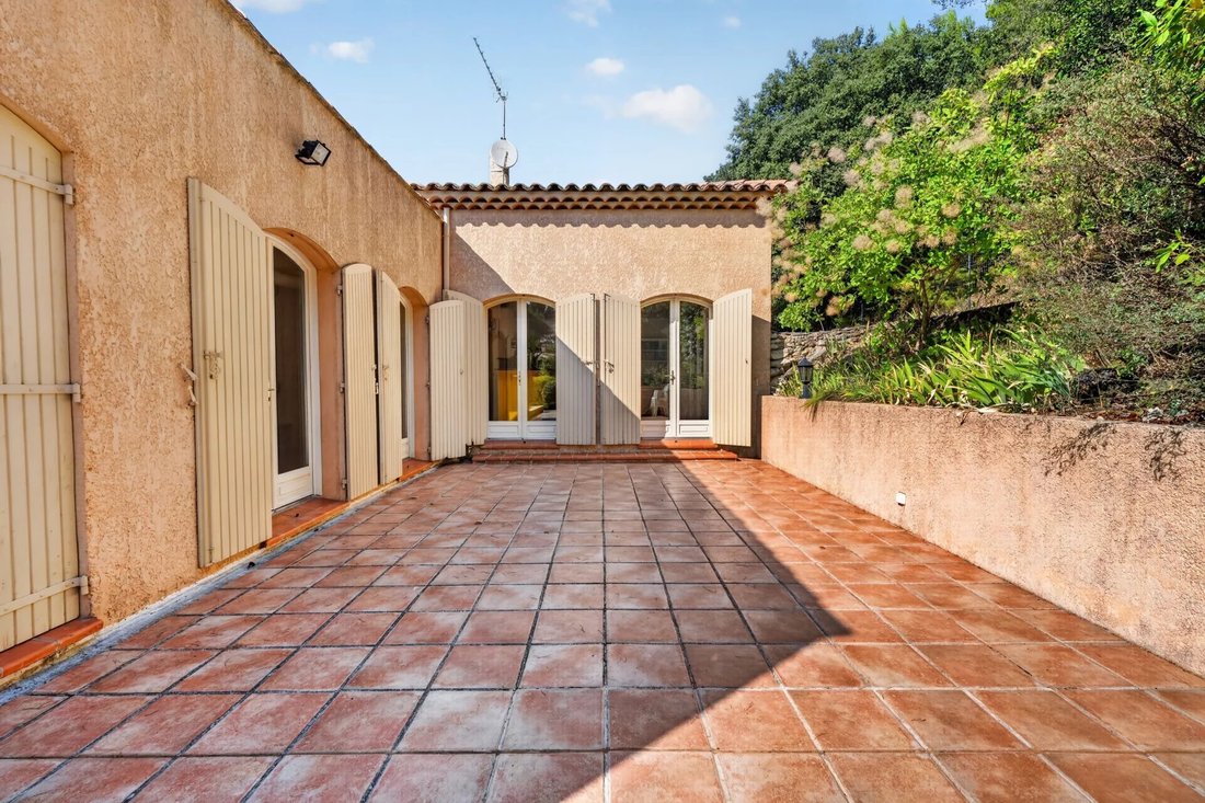 Casa en Bouc-Bel-Air, Provenza-Alpes-Costa Azul, Francia 5 - 18897830