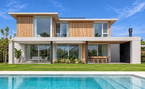 House in Belén de Escobar, Buenos Aires Province, Argentina 1