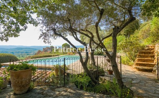 Country House in Cotignac, Provence-Alpes-Côte d'Azur, France 1