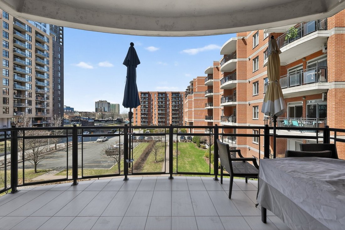 Condominio a Laval, Québec, Canada 4 - 18902144