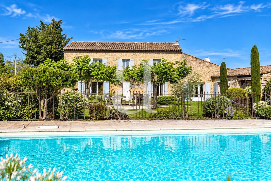 Casa di campagna a Nevons-strada di Apt, L'Isle-sur-la-Sorgue, Francia 3 - 18902583