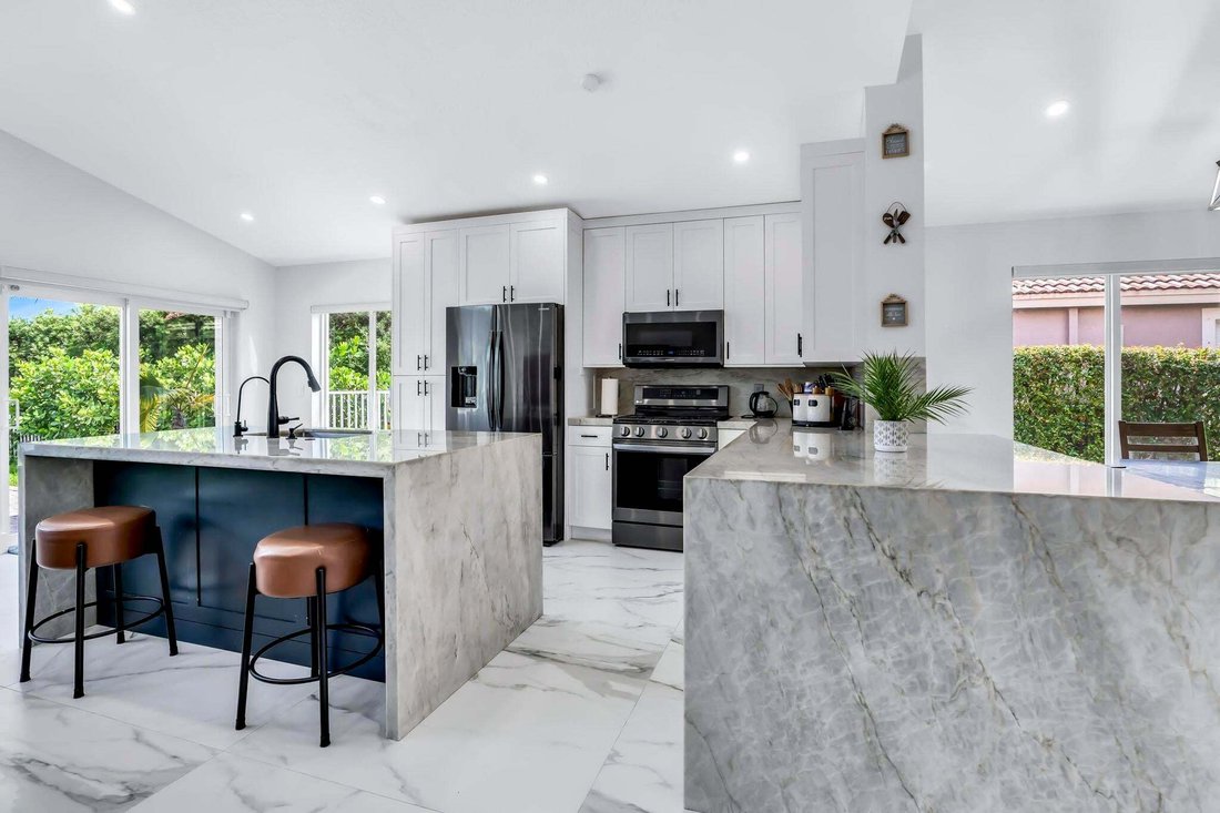 House in Pembroke Pines, Florida, United States 4 - 18900286