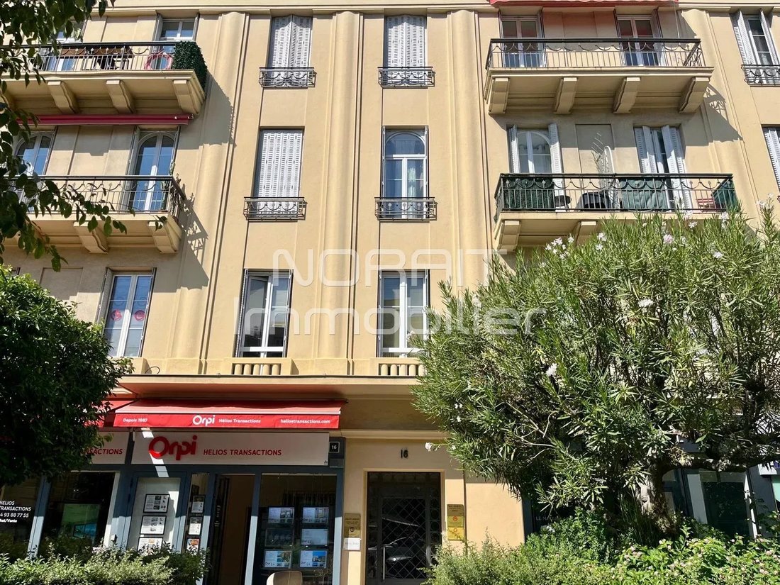 Appartement à Nice, Provence-Alpes-Côte d'Azur, France 3 - 18897523