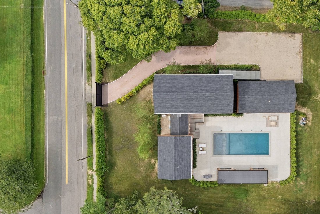 House in Quogue, New York, United States 5 - 18900476