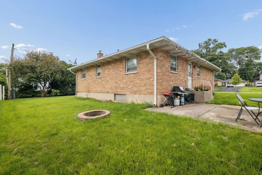 House in Downers Grove, Illinois, United States 3 - 18902116