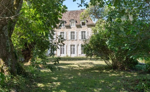 Castello a Orion, Nuova Aquitania, Francia 1