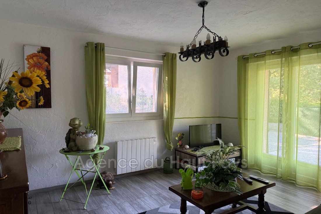 Villa a Saint-Cézaire-sur-Siagne, Provenza-Alpi-Costa Azzurra, Francia 3 - 18896955