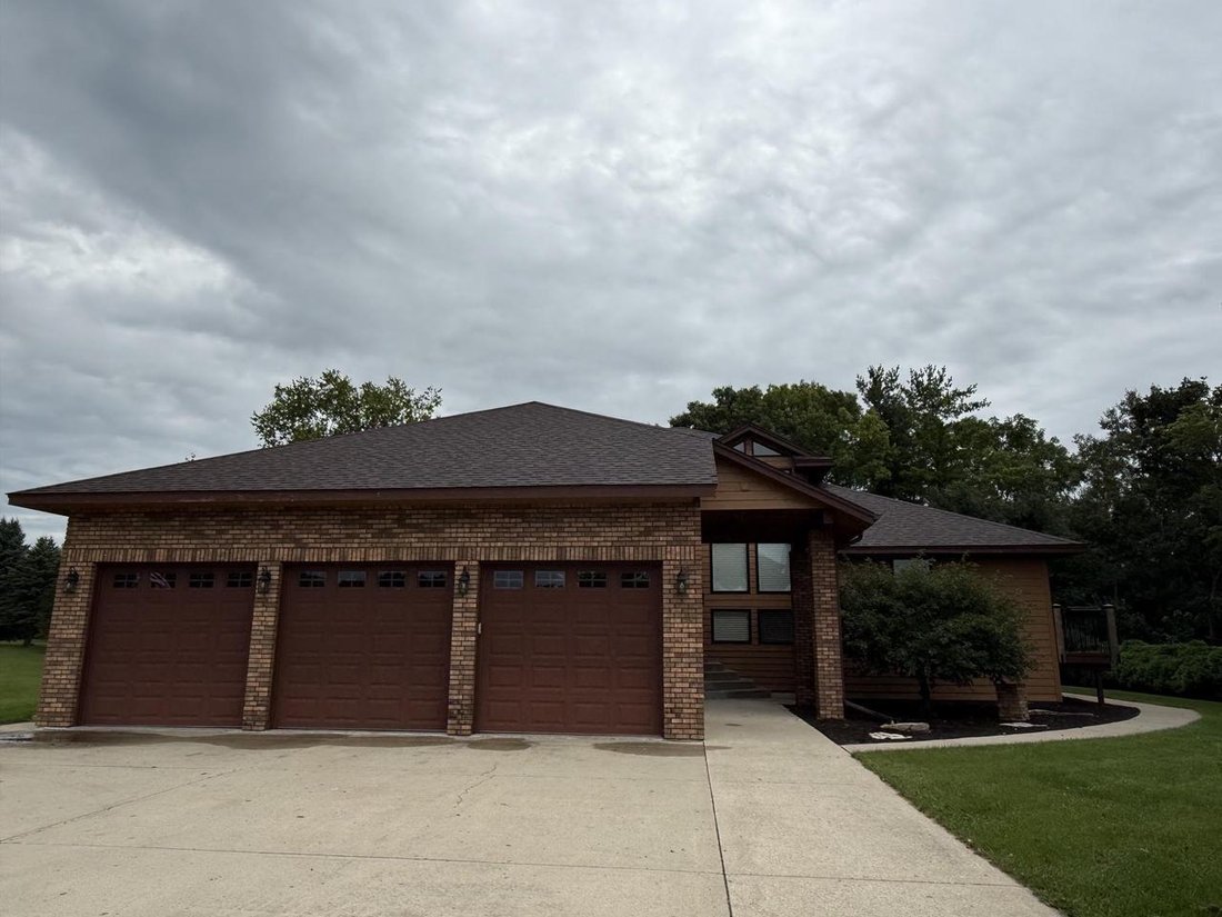 Casa a Spring Prairie, Wisconsin, Stati Uniti 1 - 18898633