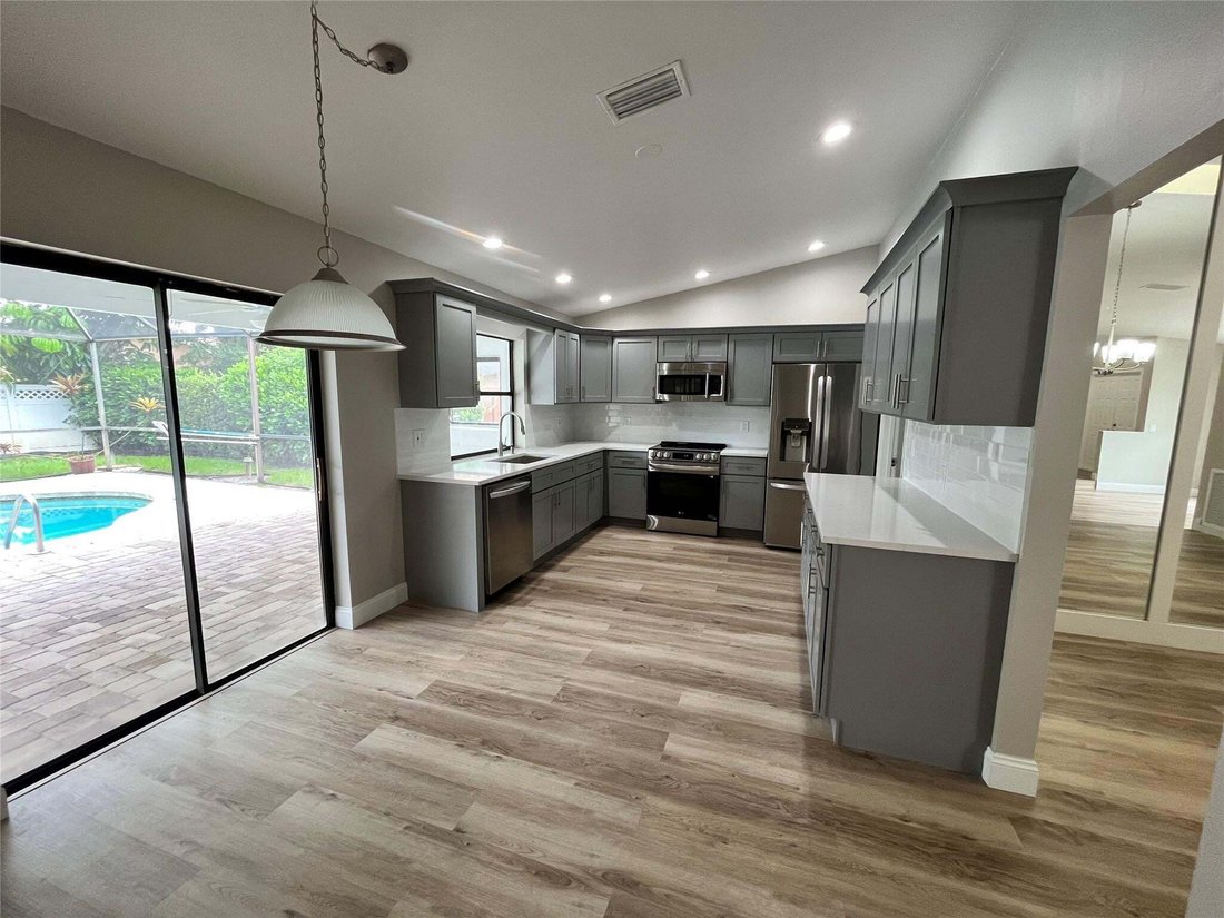House in Coral Springs, Florida, United States 4 - 18900289