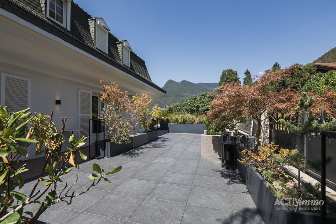 Villa in Salins-Fontaine, Auvergne-Rhône-Alpes, France 1 - 18900955
